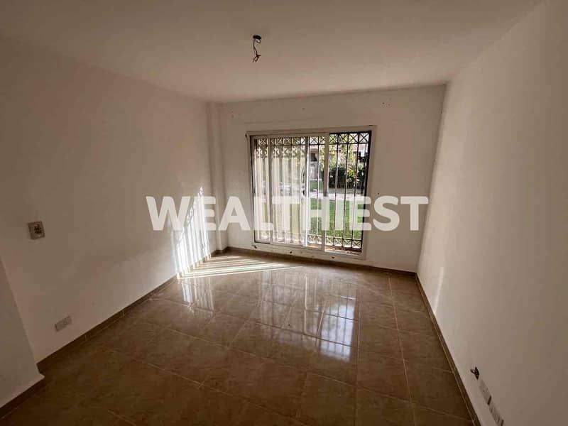 4 49b43ea2-5ce7-49cf-be0a-05bc49f3d5ae. jpg