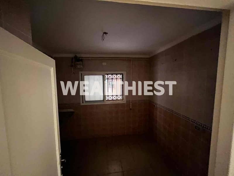 6 fac5a28d-2c4a-4a4e-bc9c-be1646940f69. jpg