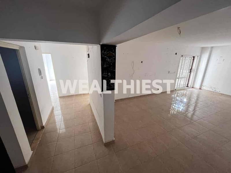 9 2e5bfdf1-580e-4926-ac53-aec9cd33dfa5. jpg