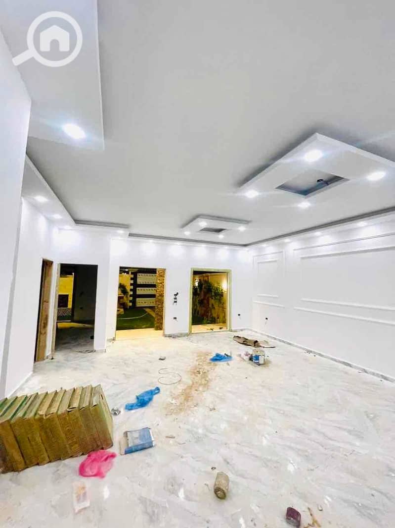 9 19b8297c-7e8a-4124-8f98-1a777af66350. jpg