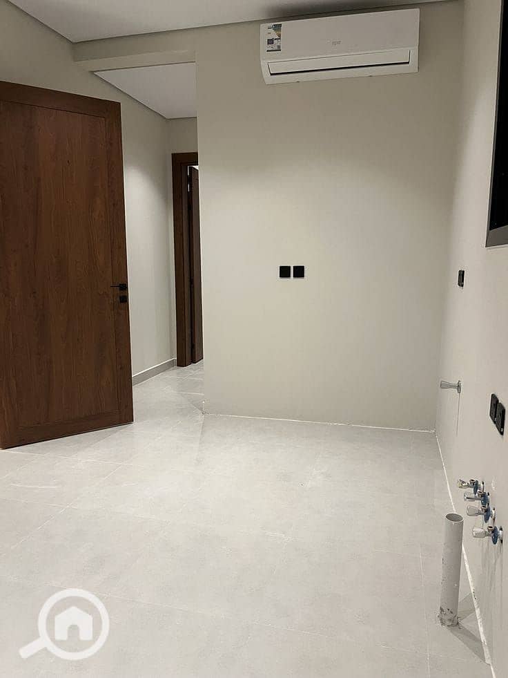 WhatsApp Image 2025-11-17 at 3.40. 35 PM (2). jpeg WhatsApp Image 2025-11-17 at 3.40. 35 PM (2). jpeg