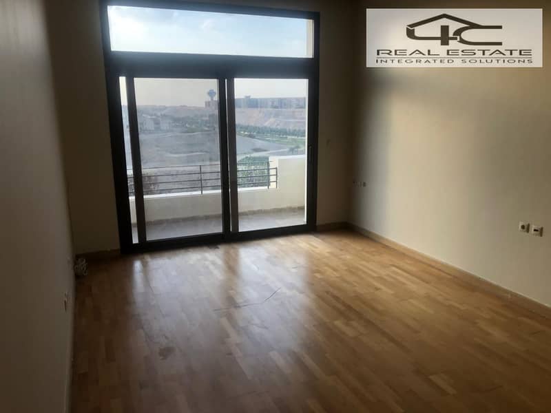 5 WhatsApp Image 2025-11-10 at 1.45. 57 PM (3). jpeg