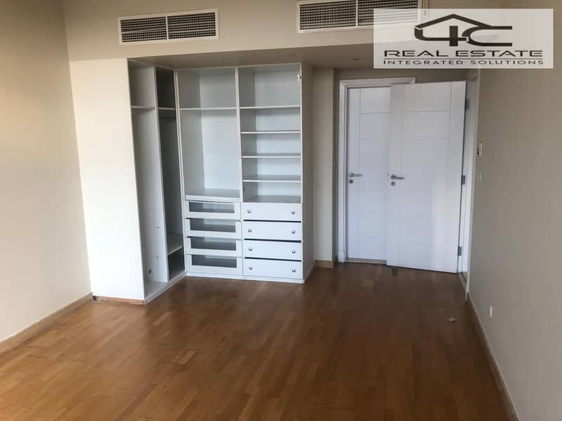 6 WhatsApp Image 2025-11-10 at 1.45. 57 PM (4). jpeg