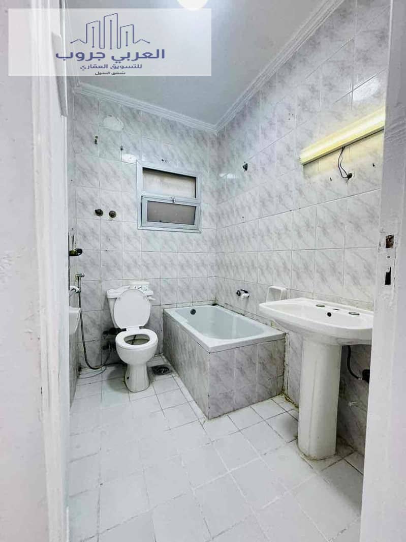 18 b8890216-2fed-4aa8-ac58-96c796981391. jpg