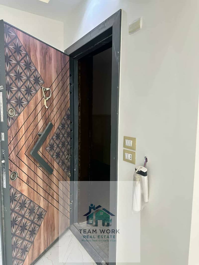 12 WhatsApp Image 2025-11-21 at 4.07. 20 PM. jpeg