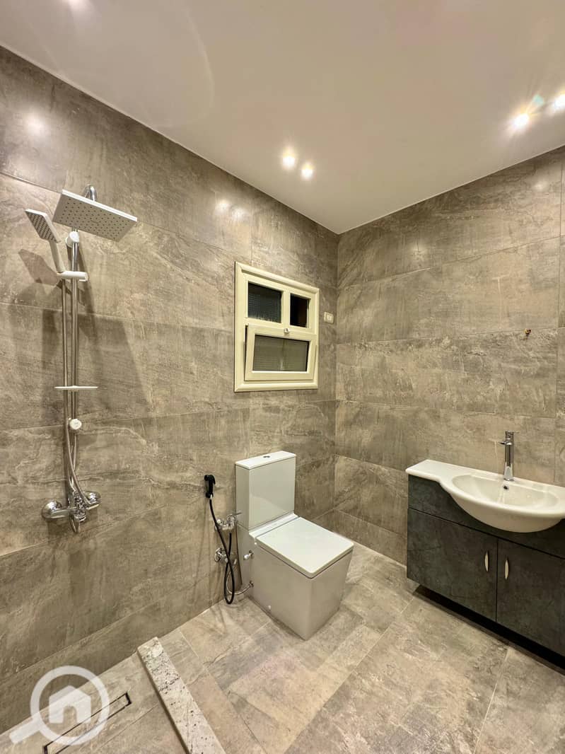 8 WhatsApp Image 2025-11-20 at 3.08. 54 PM (1). jpeg