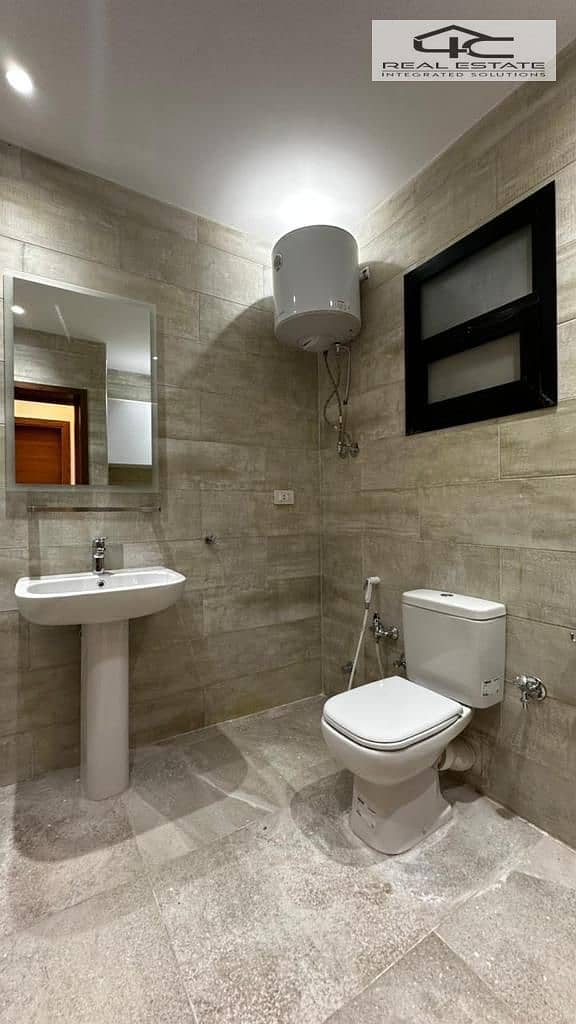 14 WhatsApp Image 2025-11-20 at 5.11. 55 AM (1). jpeg