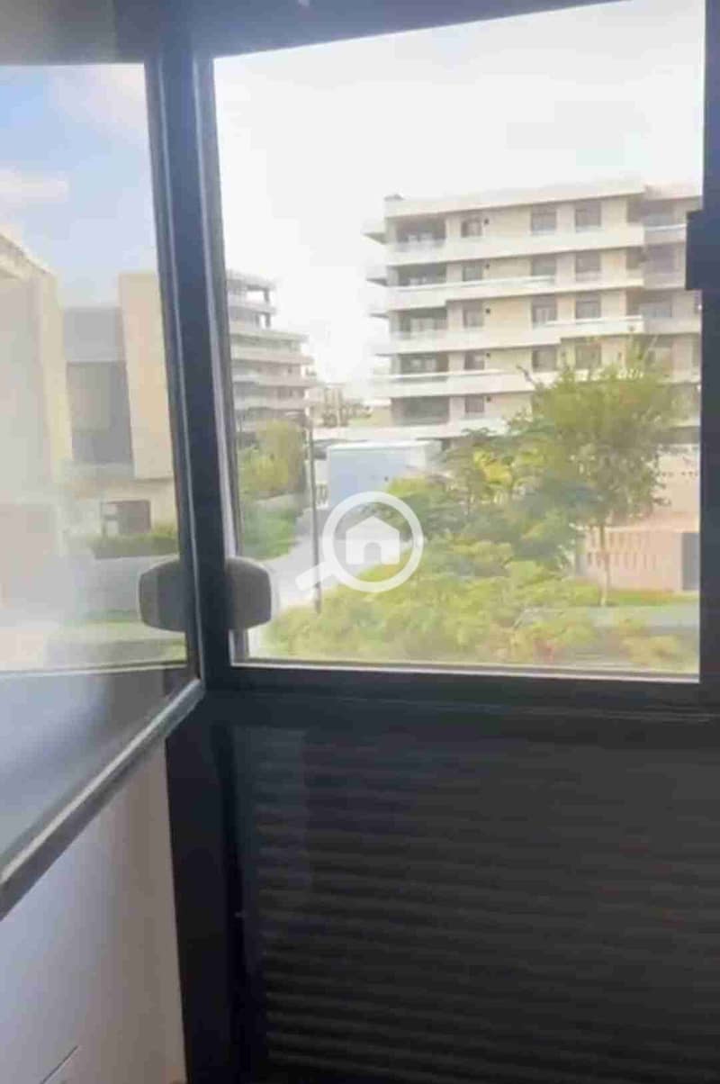 9 20251121_183440. jpg