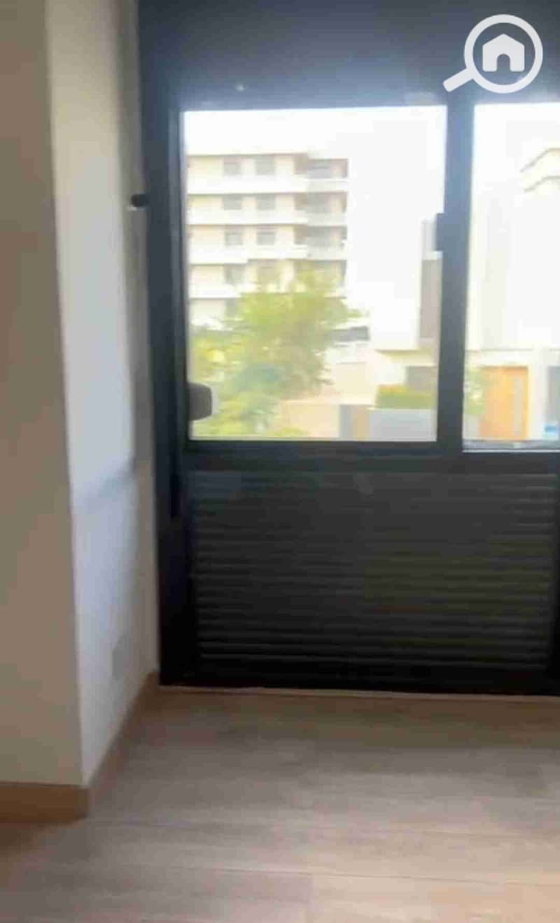 10 20251121_183426. jpg