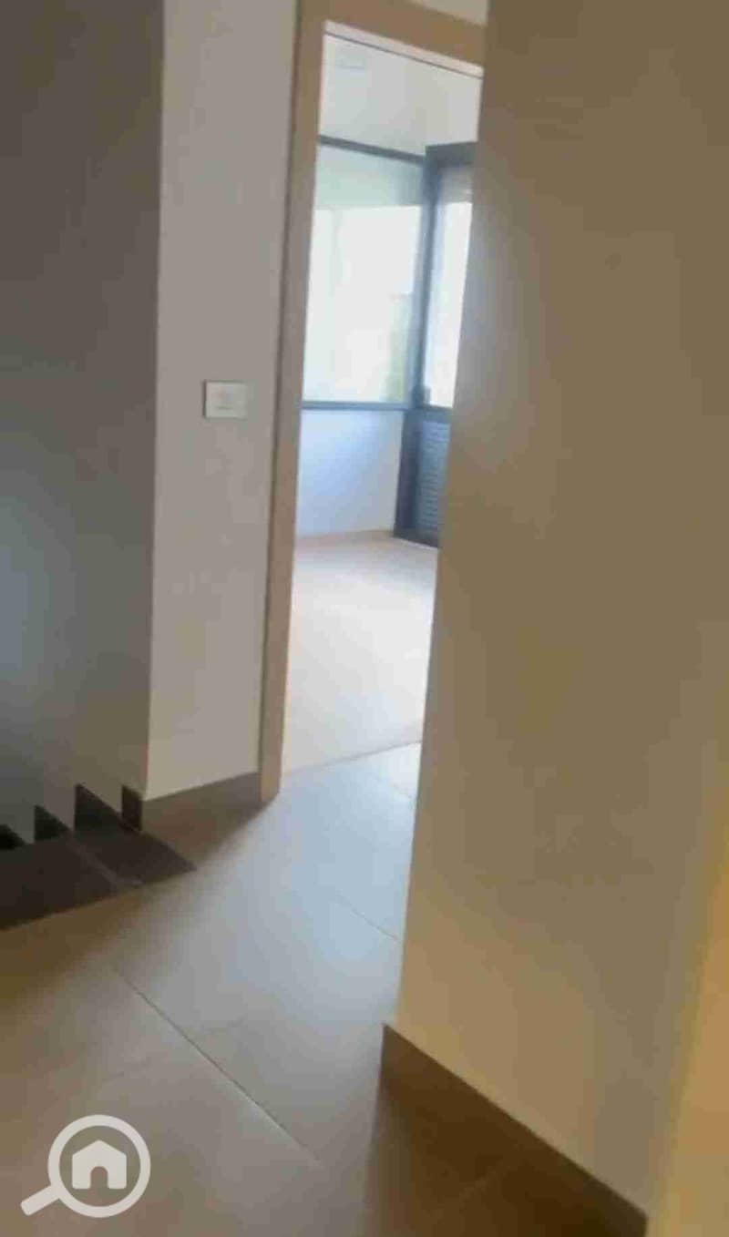 12 20251121_183401. jpg