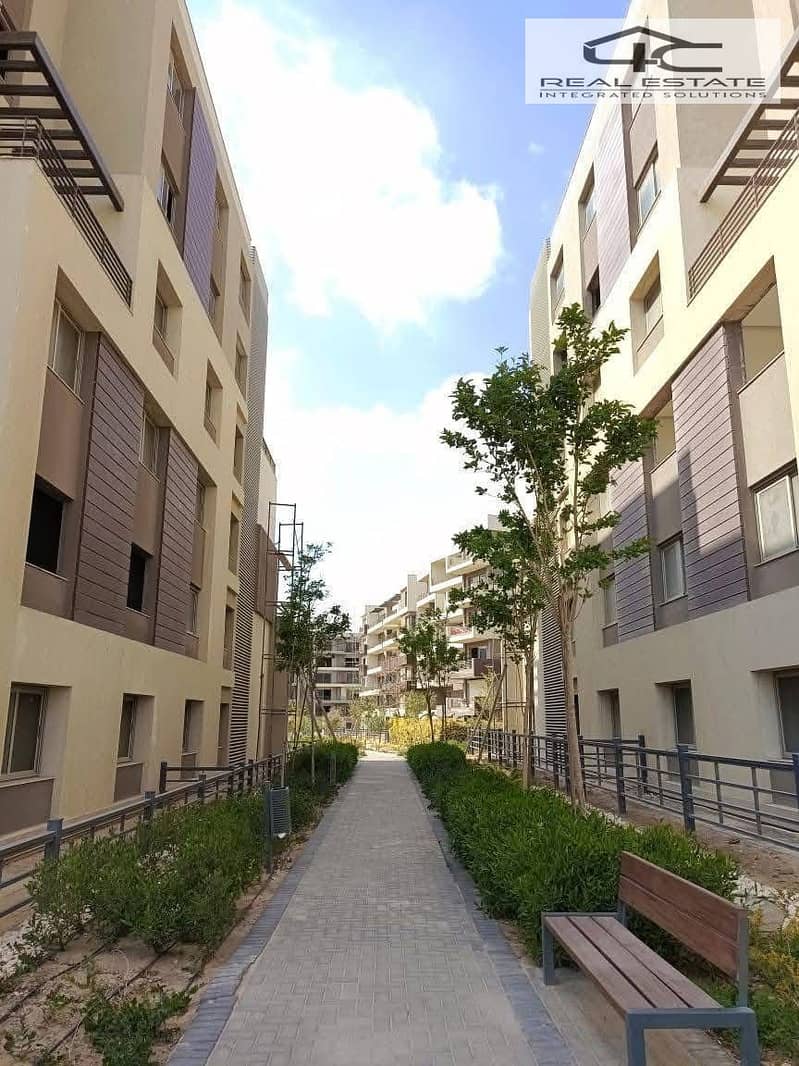 4 WhatsApp Image 2025-11-20 at 12.29. 17 PM (1). jpeg