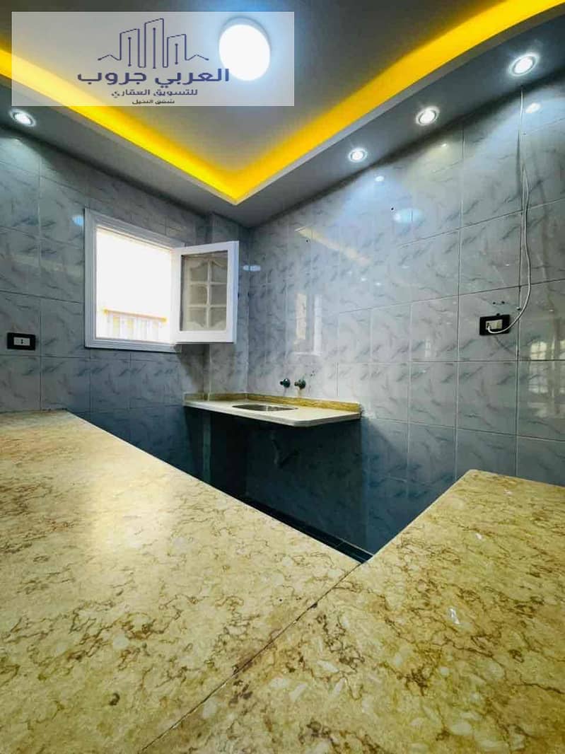 10 74346912-c51d-4435-89ec-7e94a9b34dc4. jpg