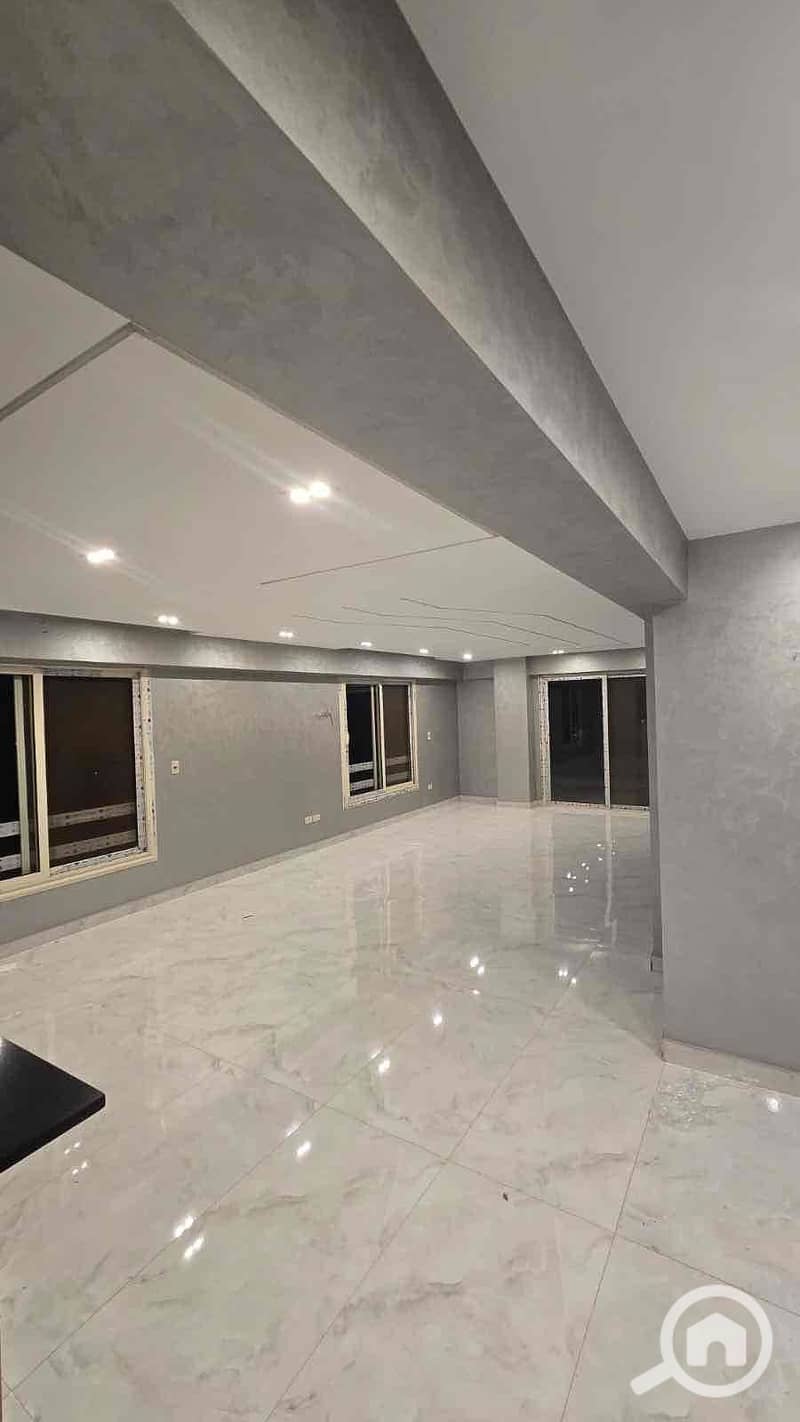 2 a5a926a5-fd5f-4181-8240-719d96cb6cea. jpg