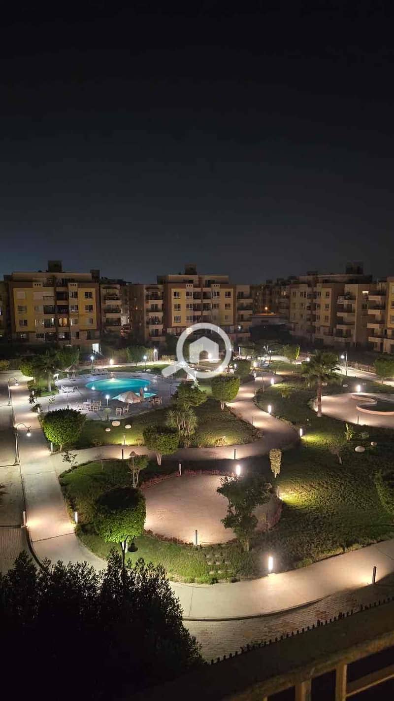 3 40b7f1fe-27c8-435f-9b20-0a991c9ee19e. jpg