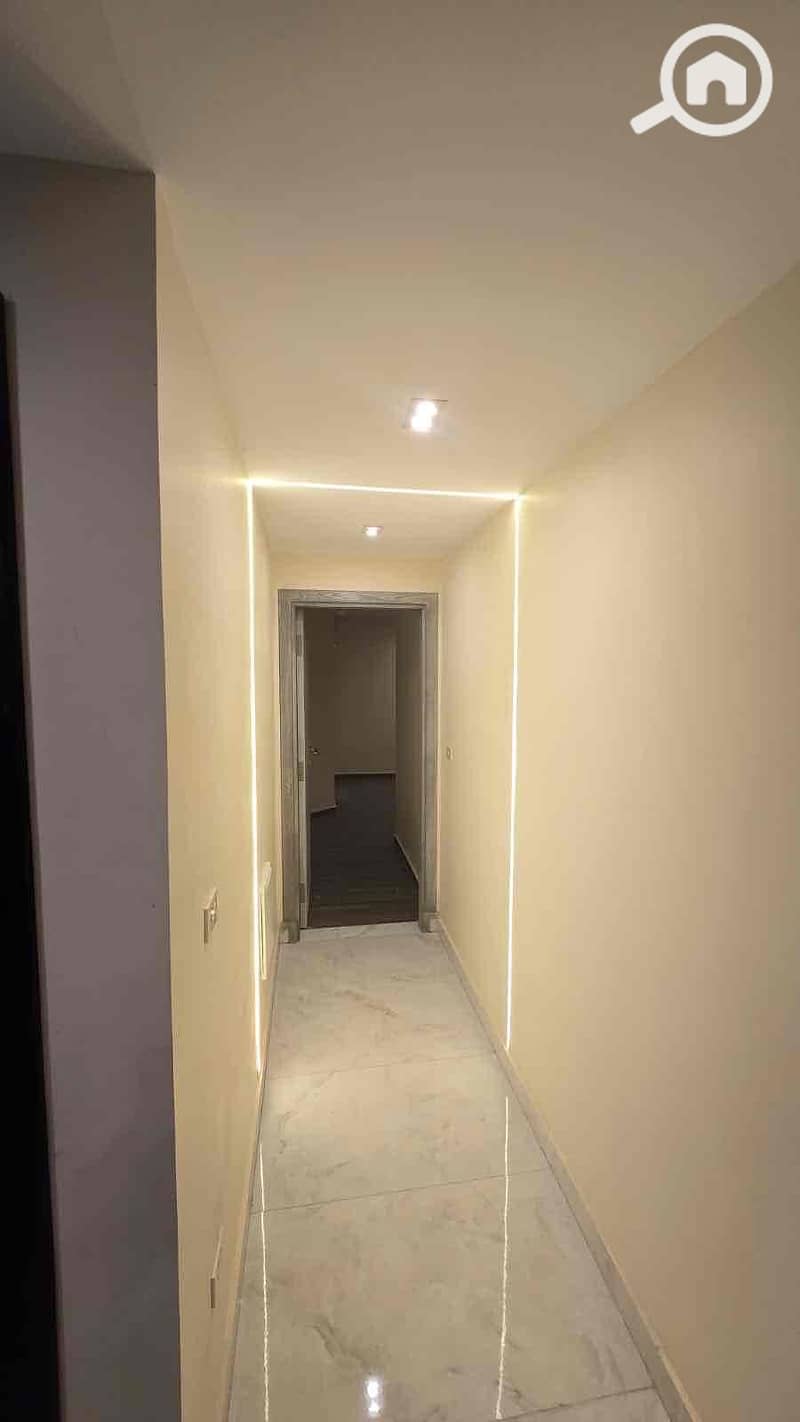 9 9dcf0887-da83-47b9-9022-5fcd554547fa. jpg