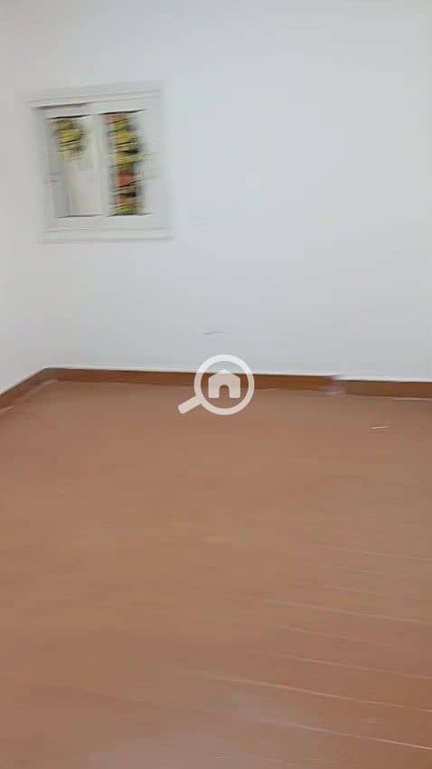 9 WhatsApp Video 2025-11-21 at 18.39. 48_02cbf15d_000075. jpg