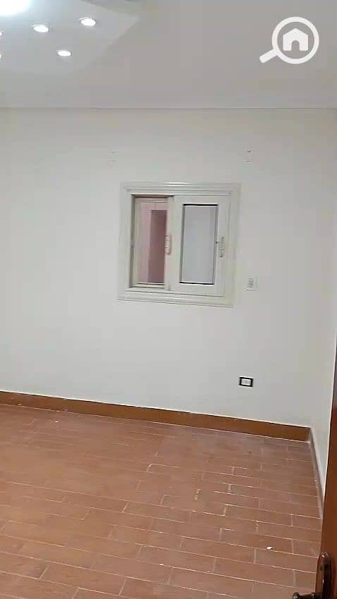 10 WhatsApp Video 2025-11-21 at 18.39. 48_02cbf15d_000083. jpg