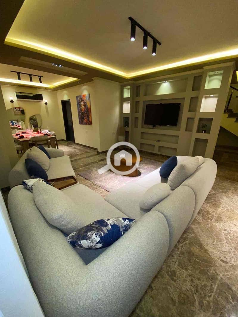 2 e851f38b-9d38-431a-ae4a-6251d9951d89. jpg