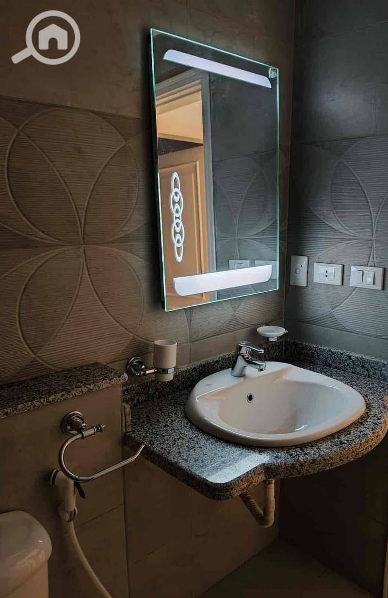 16 33c3528e-65a8-456a-a6ee-ad22f50baae4. jpg