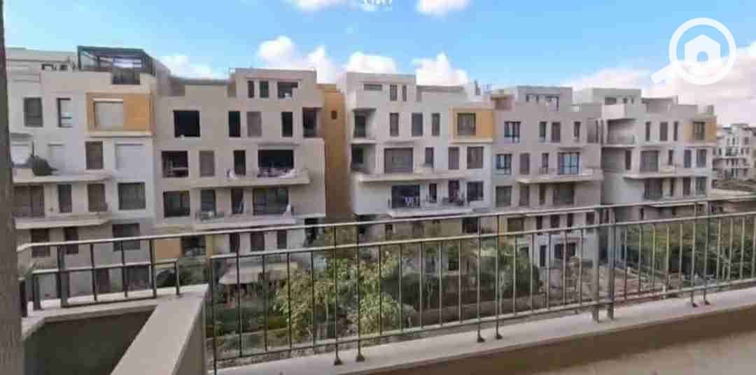 10 20251121_202457. jpg