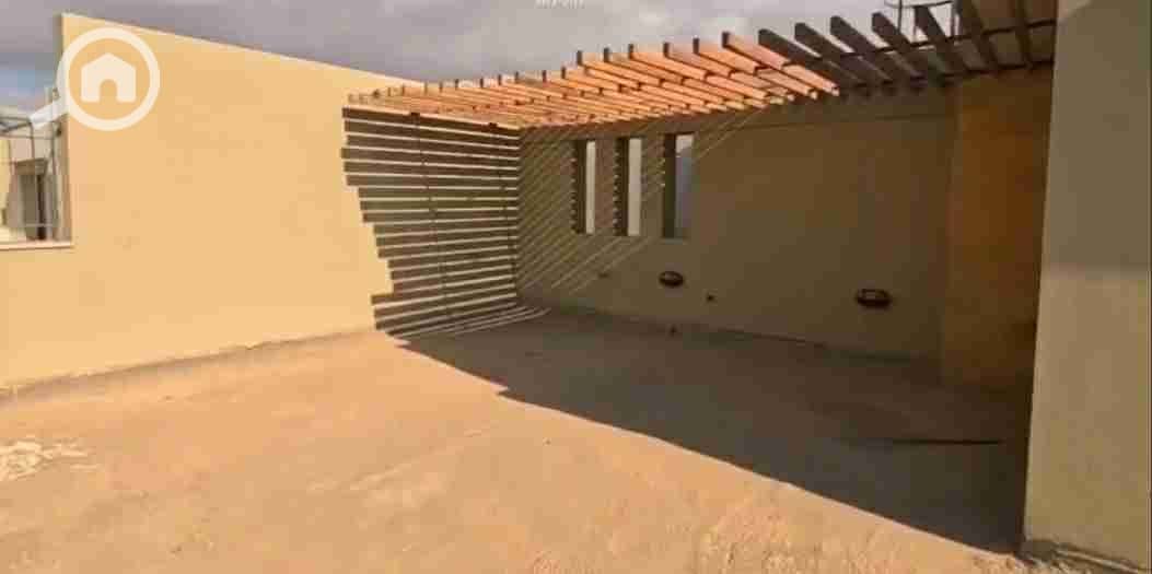 15 20251121_202340. jpg