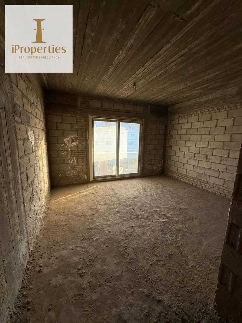 2 2d1c8f80-f765-4b94-8ff0-0ed99cf6a18c. jpeg