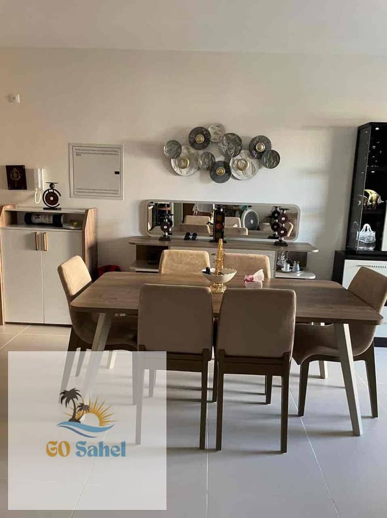 14 ac97200d-9d54-4424-bc52-4413d1998881. jpg