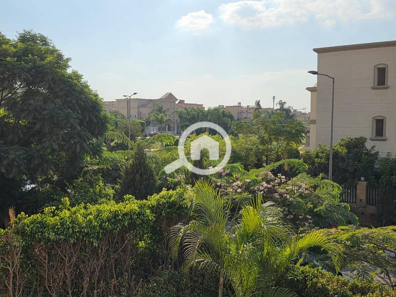 6 584436081_868398635723399_8511470120047263002_n. jpg