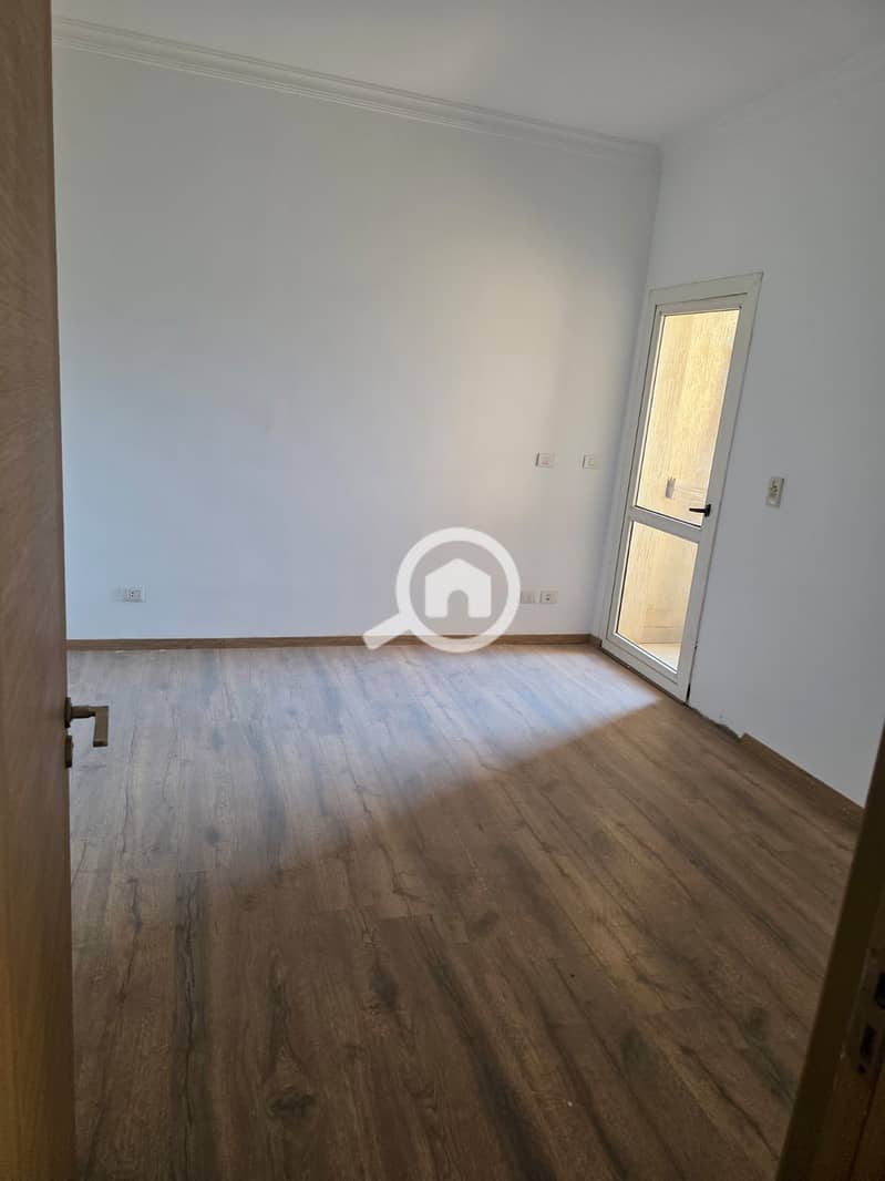 11 585187449_868398725723390_5884800815846940364_n. jpg