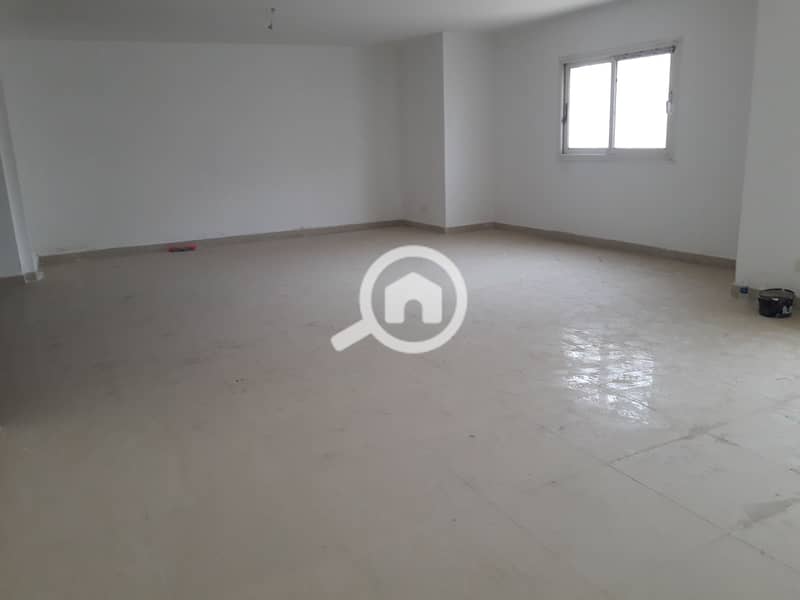 2 ٢٠٢١٠١٢٩_١٤١٤٤٨. jpg