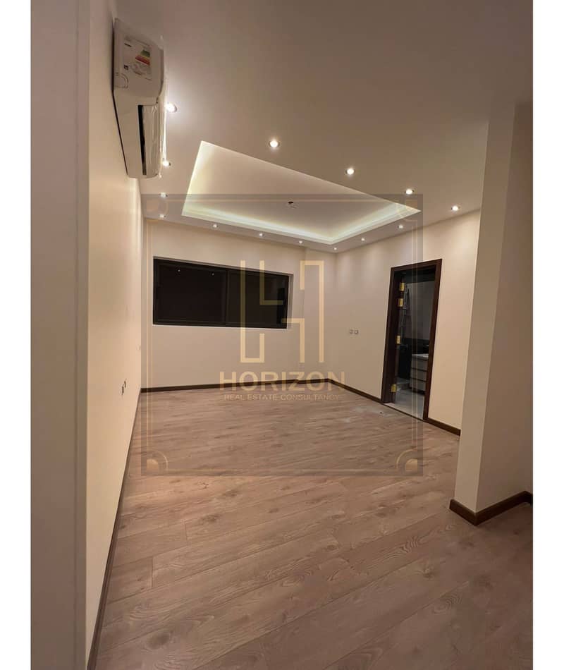 5 WhatsApp Image 2025-11-05 at 2.39. 33 PM. jpg