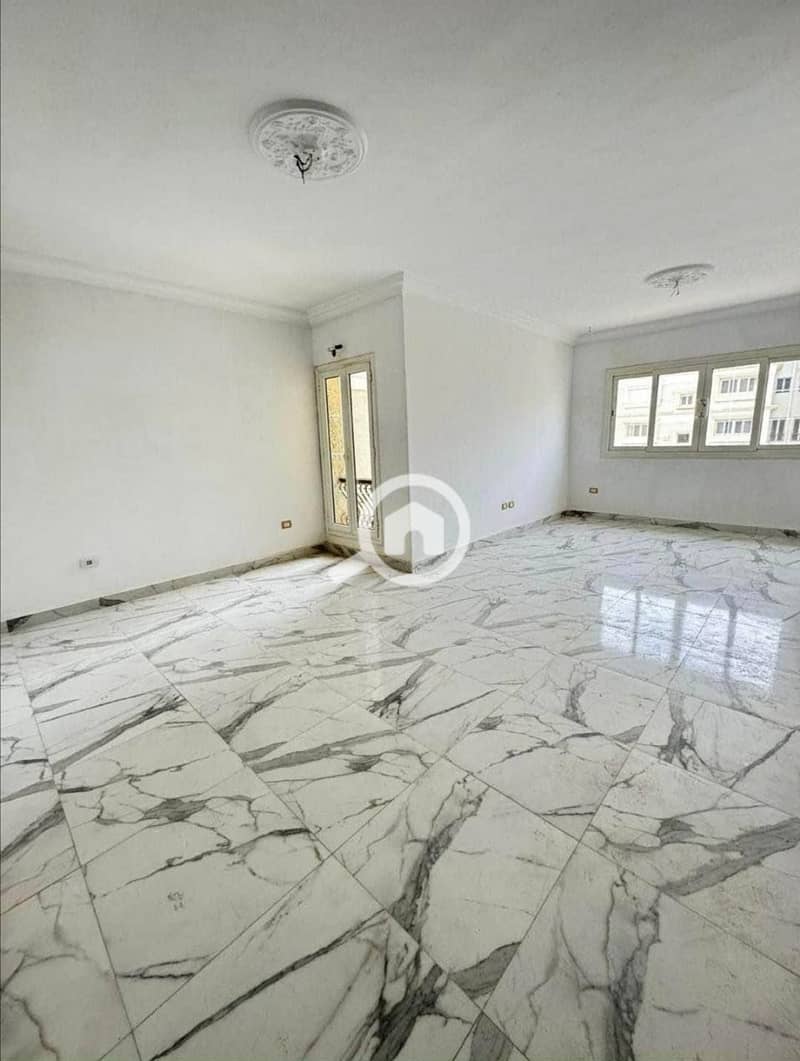 2 484635961_1193207755510325_5462792742845017877_n. jpg