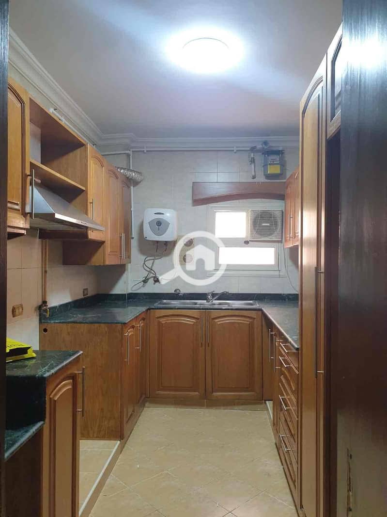 16 bb21c9e4-da75-43c1-856d-2ac452f02029. jpg