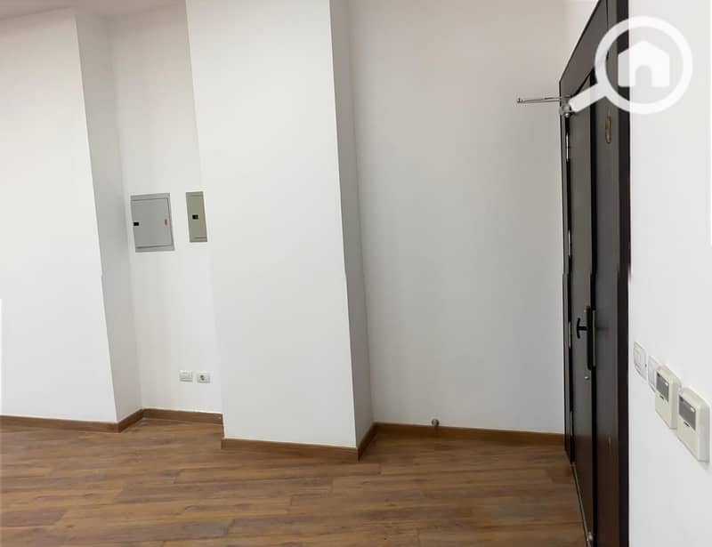 3 WhatsApp Image 2025-11-19 at 1.19. 35 PM (1). jpeg