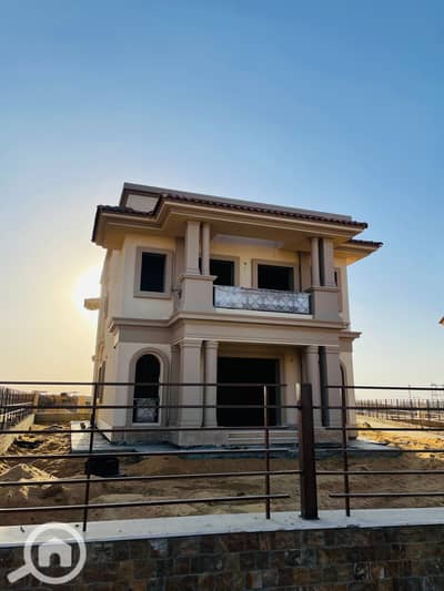 4 Bedroom Villa for Sale in Madinaty, Cairo - IMG_9956. jpg