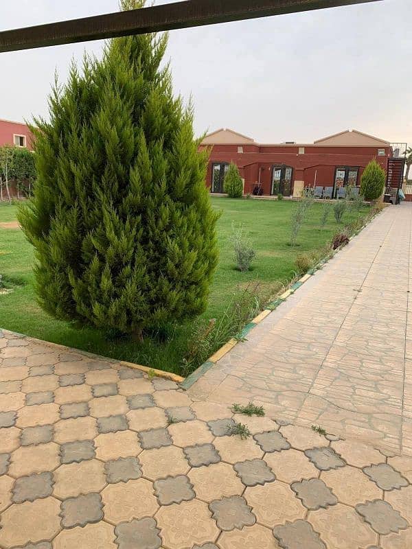 لقطة للبيع فيلا ١٠٠٠ م بسعر شقة جولف السليمانية