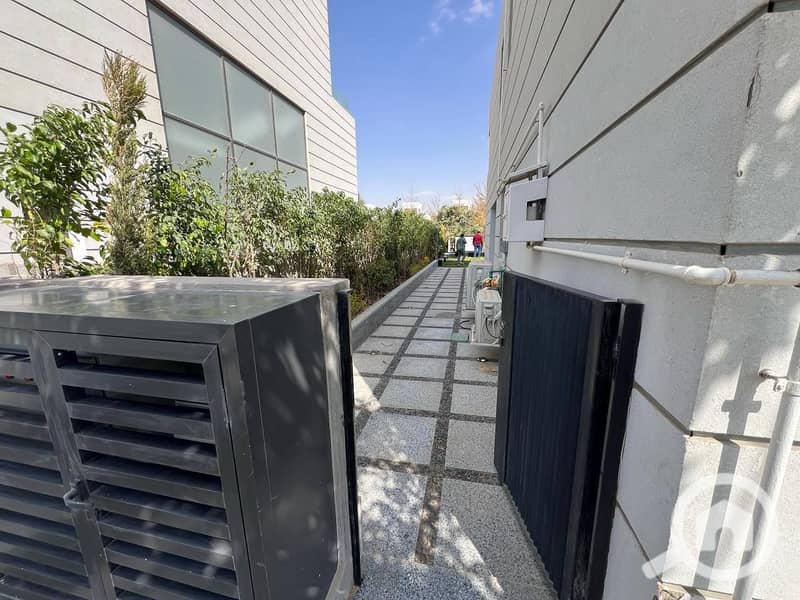 10 527766915_735035219313968_4243429290624071359_n. jpg