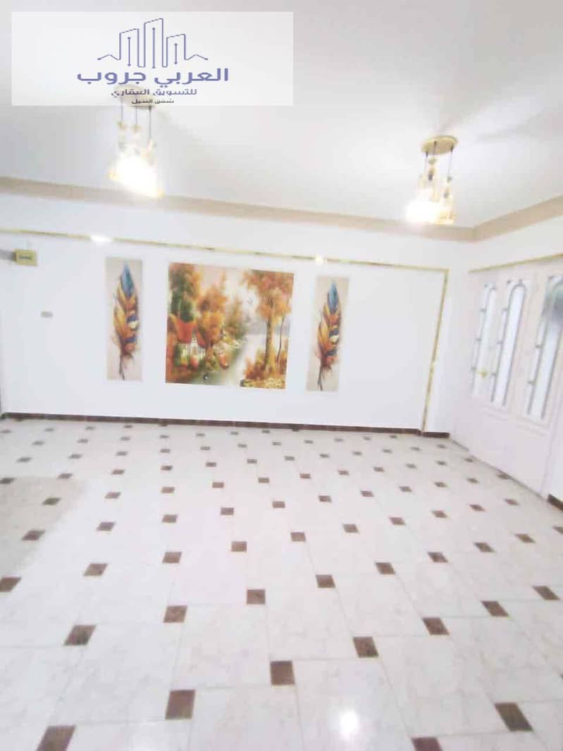 10 6fd9a530-e6ed-4de7-94d6-f3d0e45838ae. jpg