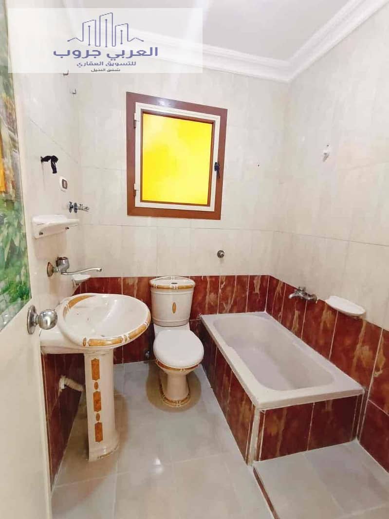 11 8ec75426-30fe-4e8c-af0f-0f50f456b326. jpg