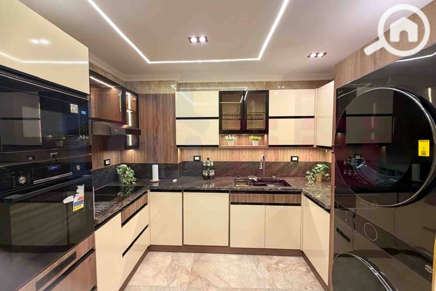 11 IMG-20251118-WA0014. jpg