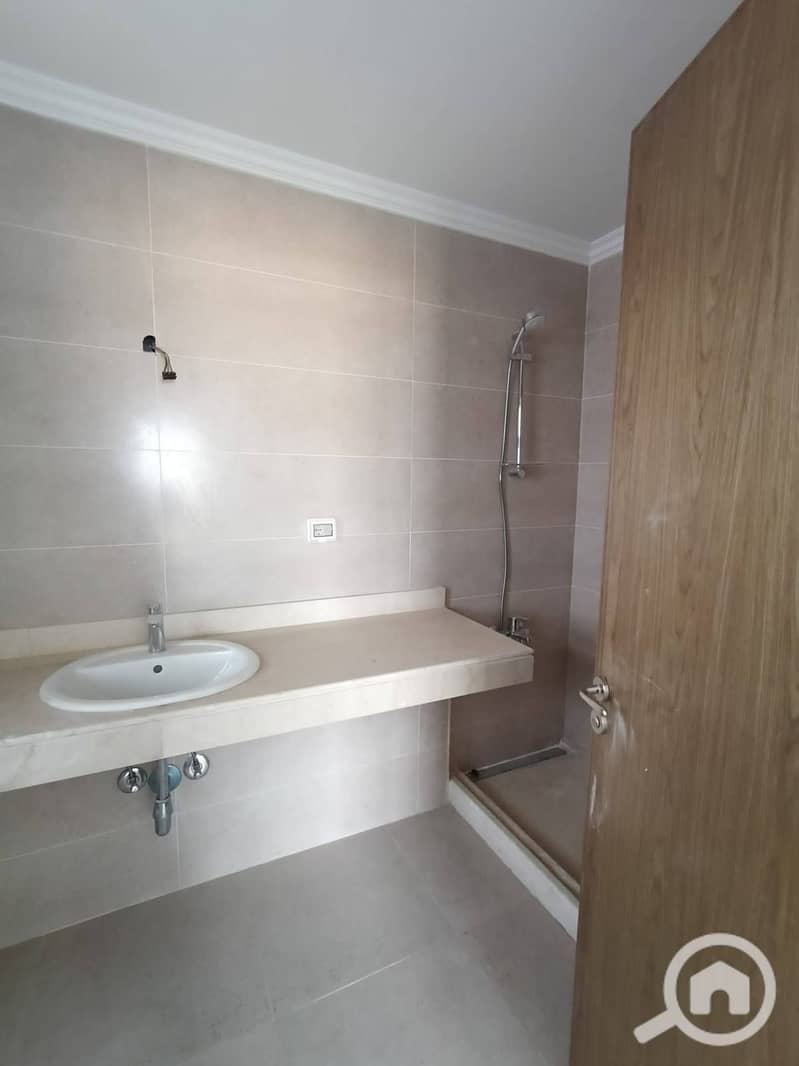 8 494153264_1401502327593745_8586532897092288597_n. jpg