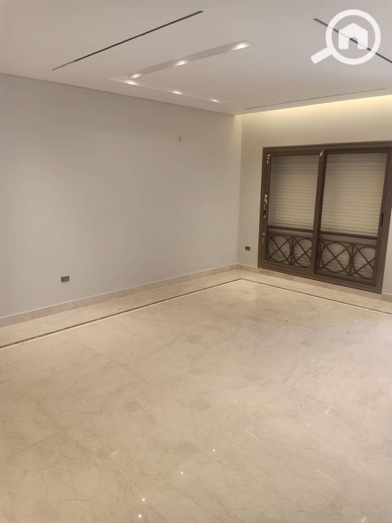 1ae0d73a-d7bc-432f-9b2f-33512edba053. jpeg