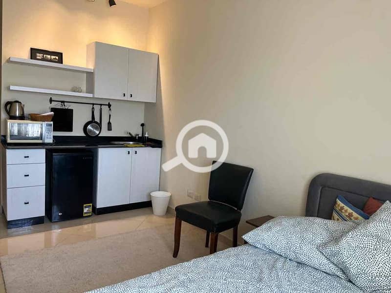 3 436fea7a-4efb-47d0-abad-8a106f919221. jpg