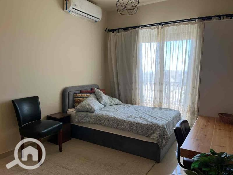 6 84322a17-3b7e-49b5-9777-d32e6dfeb332. jpg