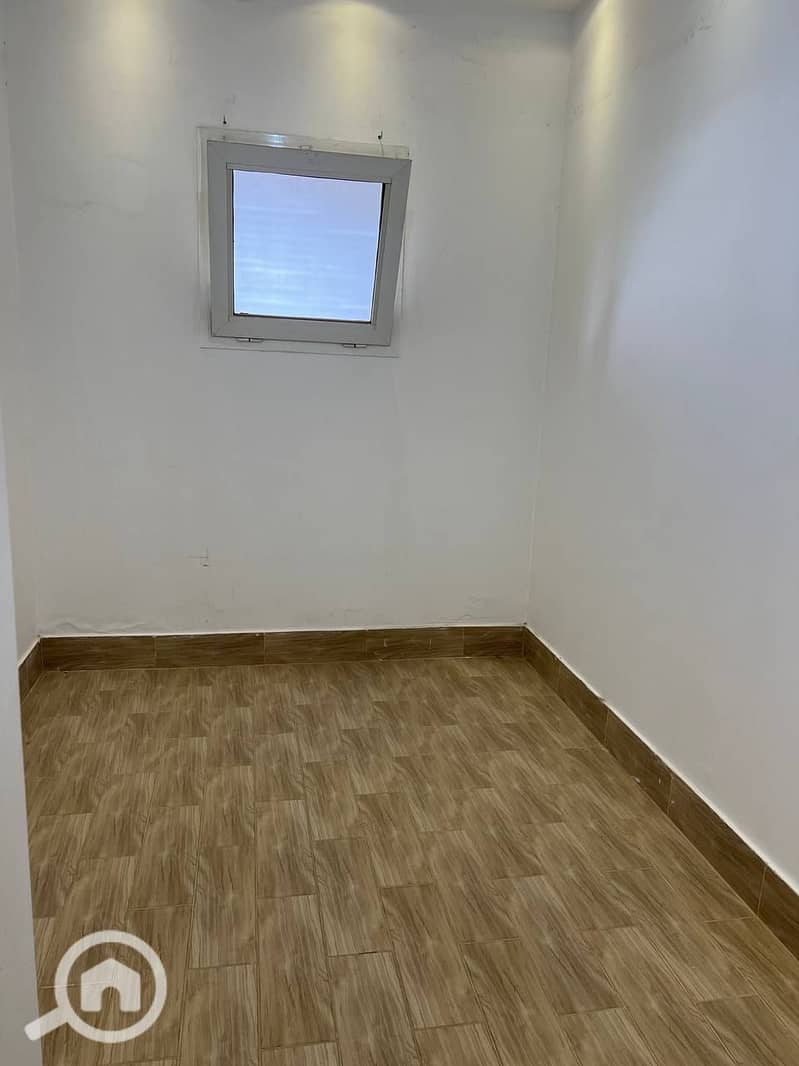 16 02bdd649-1c24-4c86-ac2b-bc85f45da29a. jpg