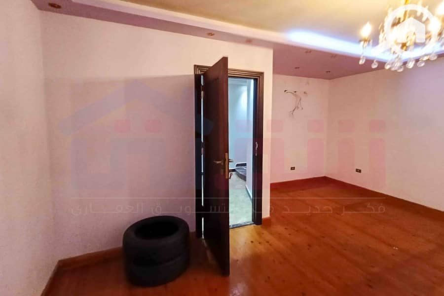 5 WhatsApp Image 2025-11-18 at 1.28. 08 PM (1). jpg