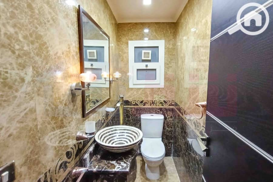 20 WhatsApp Image 2025-11-18 at 1.28. 12 PM. jpg