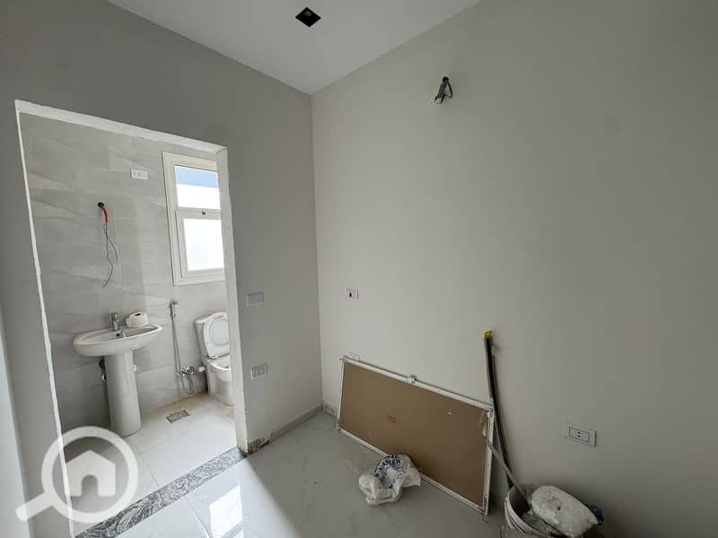 7 WhatsApp Image 2025-10-12 at 12.30. 52 PM (1). jpeg