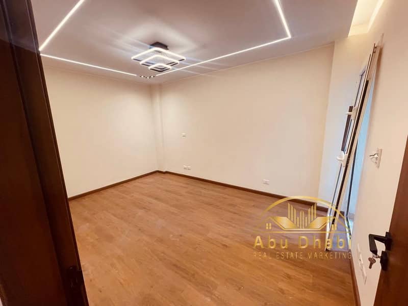 15 53986dc3-1c6f-435f-94c8-96dae6bbd0d2. jpg