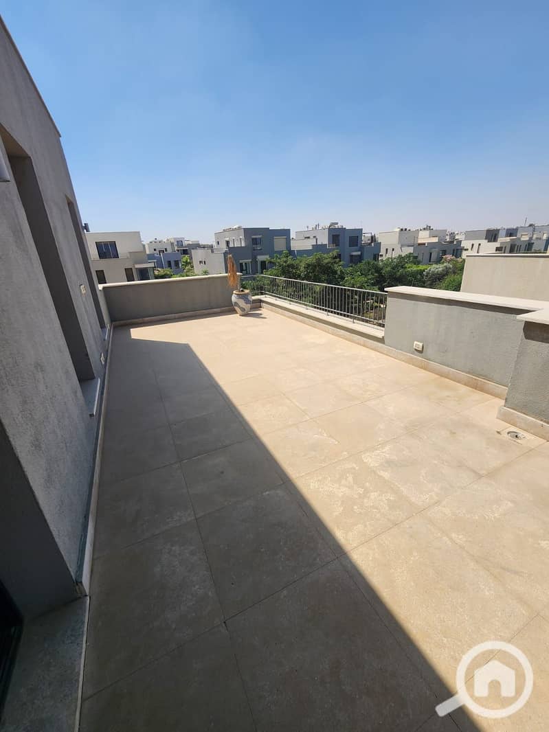 10 WhatsApp Image 2025-11-12 at 4.35. 36 PM (2). jpeg